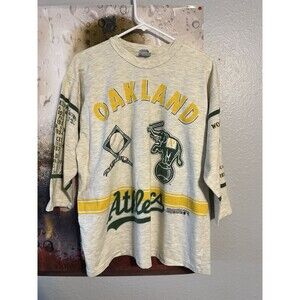 Vintage Men’s Xl Oakland A’s T-shirt 1977